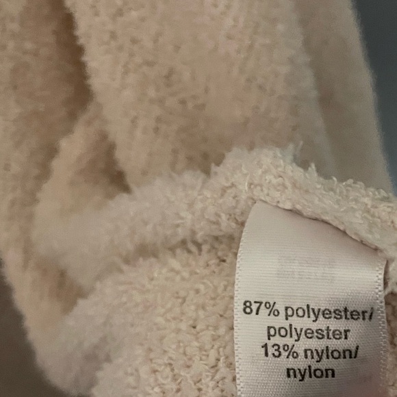 Maurices size  medium sleeveless vest. - Picture 5 of 6